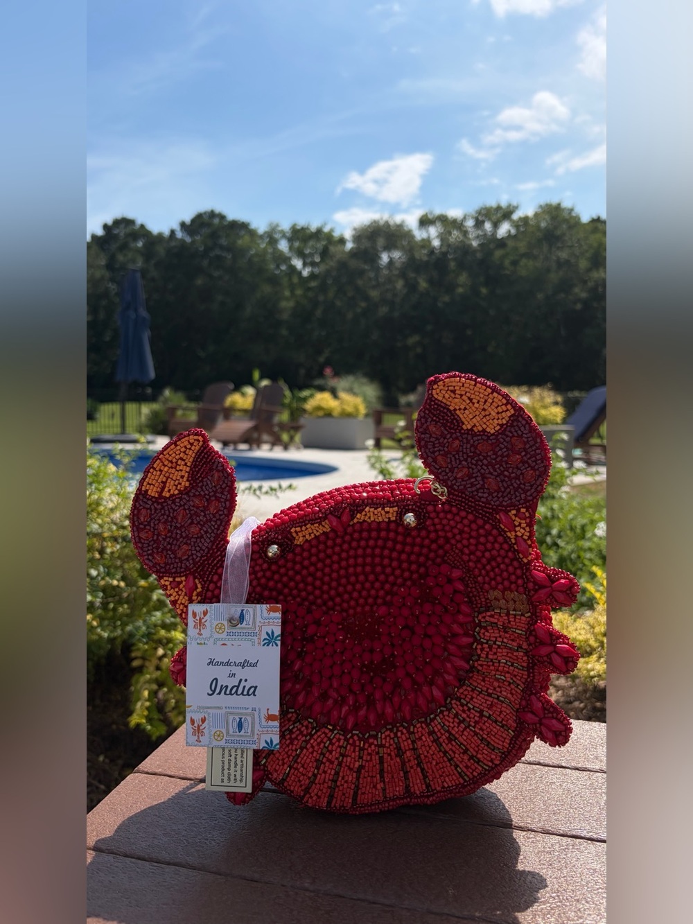 VIRAL BEADED BAG - RED CRAB